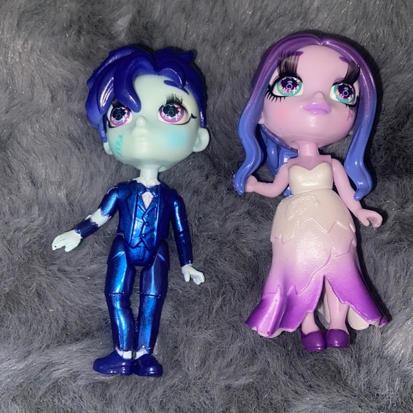 Zombaes Forever Deluxe Zombie Dolls Set with 2 Exclusive 3.5” - Picture 1 of 4
